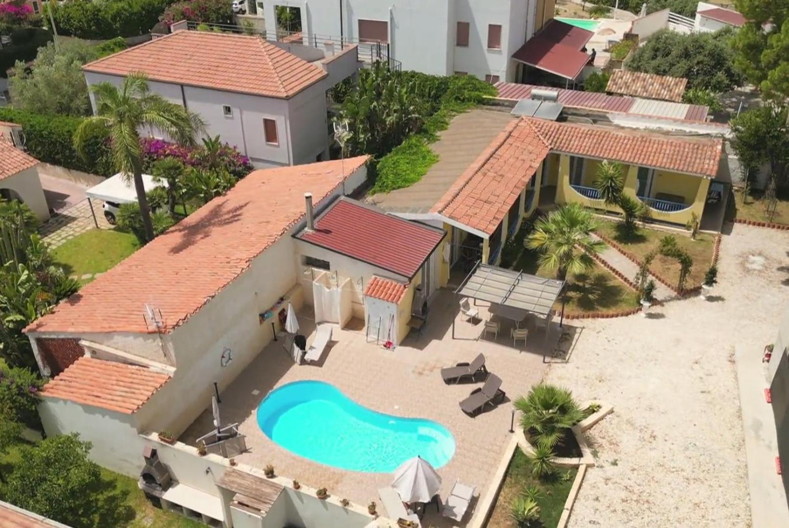 Pool Seaside Relais - Ville Ninfea, Marea, Rosa E Cassiopea Fontane Bianche Extérieur photo
